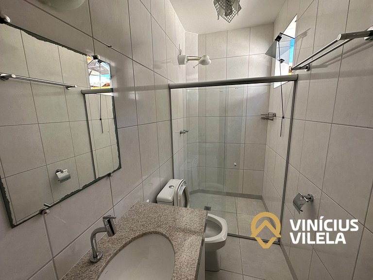 Apartamento pavimento superior com 2 quartos (todos com ar c