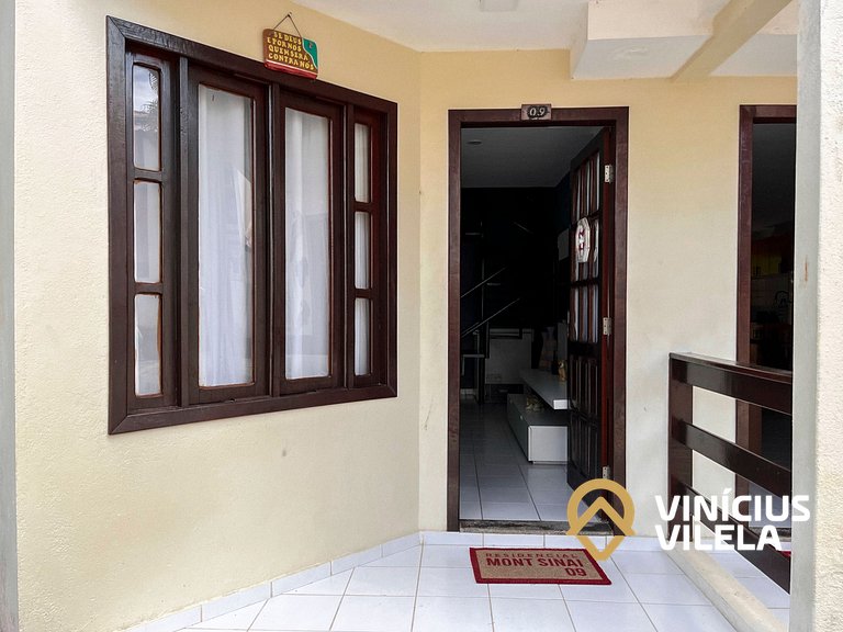 Casa com 3 suítes ambas com ar condicionado e TV, sala clima