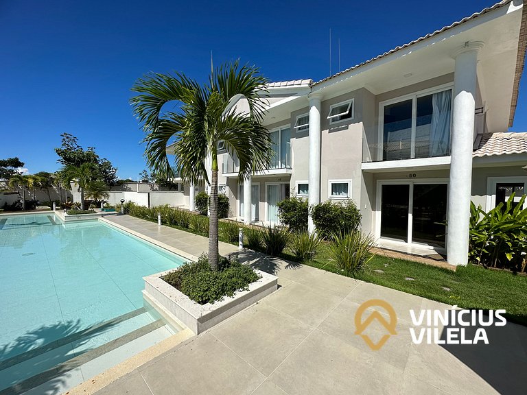 Casa toda climatizada com 2 suítes, gourmet privativo e inte
