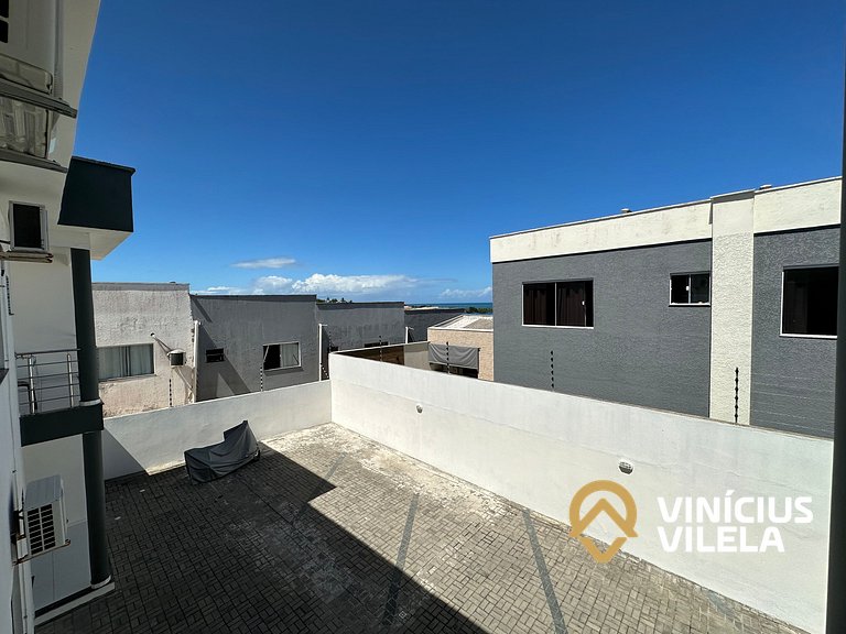Apto no pavimento superior com 2 quartos (ambos com ar)com v