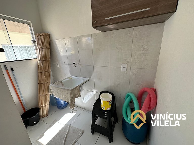 Apto no pavimento superior com 2 quartos (ambos com ar)com v
