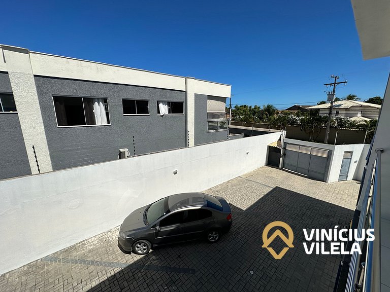 Apto no pavimento superior com 2 quartos (ambos com ar)com v
