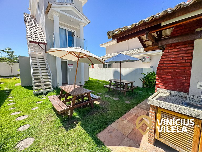 Casa toda climatizada com 2 suítes, gourmet privativo e inte