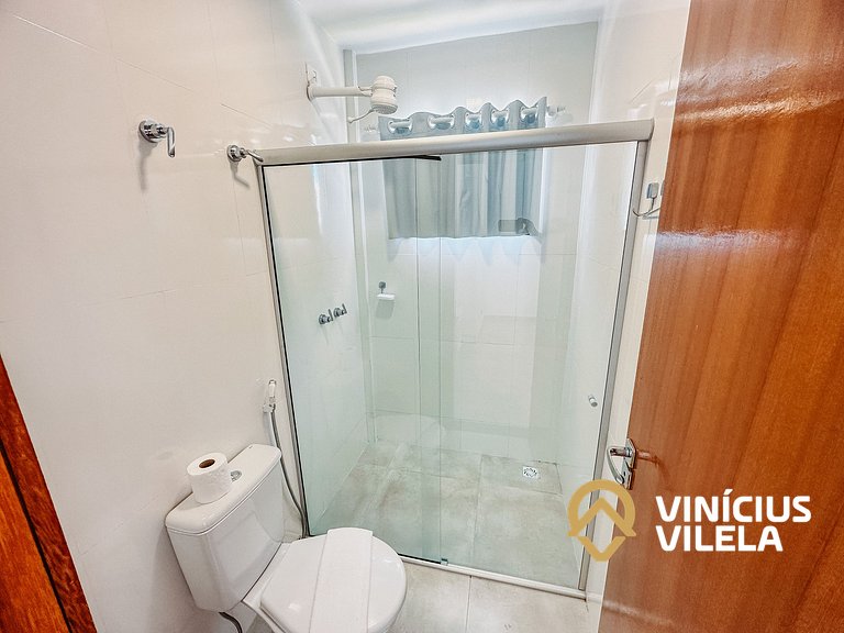 Casa toda climatizada com 2 suítes, gourmet privativo e inte