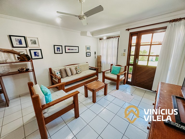 Casa com 2 Suites (todas com ar condicionado), internet priv