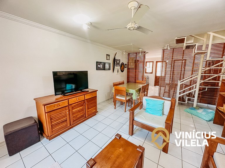 Casa com 2 Suites (todas com ar condicionado), internet priv