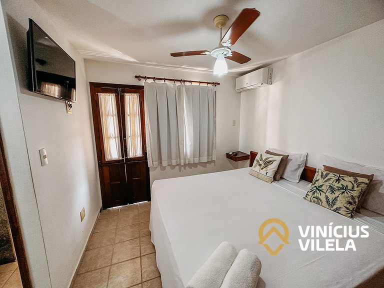 Casa com 2 suítes (ambas com ar split) e internet privativa