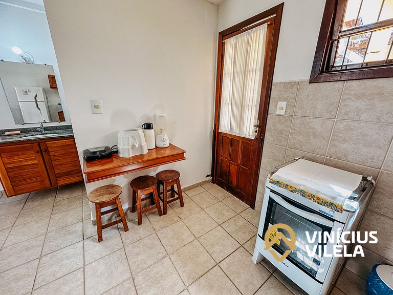 Casa com 2 suítes (ambas com ar split) e internet privativa