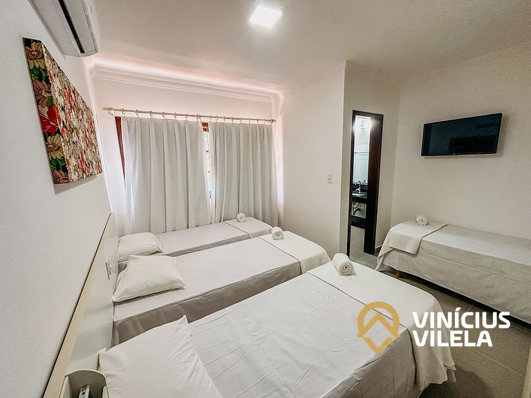 Casa diferenciada e reformada, com 3 suítes (todas com ar co