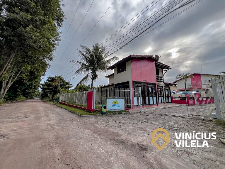 Casas com 2 ou 3 suítes (todas com ar split), com internet p