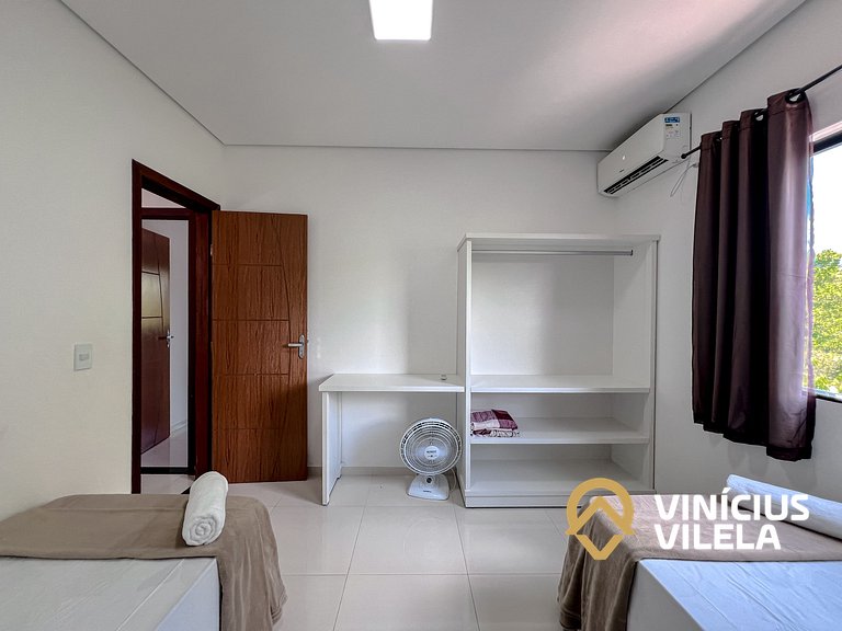Apto 3 quartos sendo 1 suíte, mobilia de excelente padrão ac