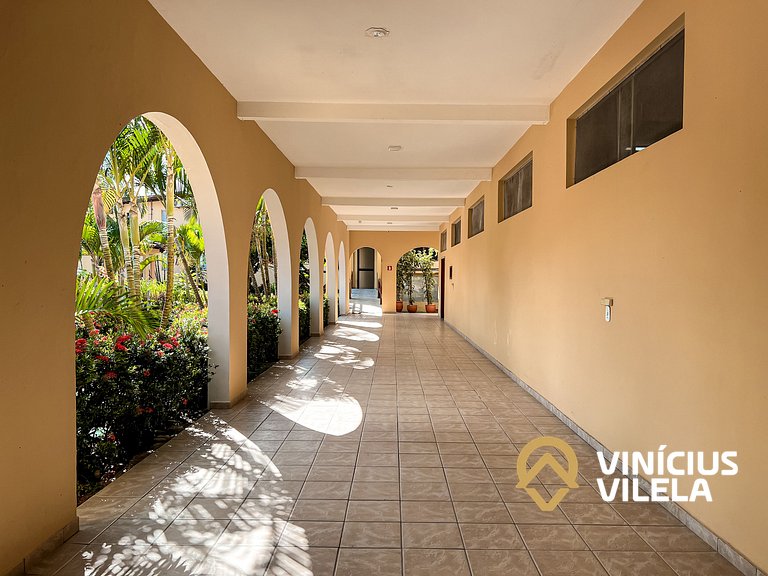 Suiíte com ar , frigobar proximo ao axé Moi