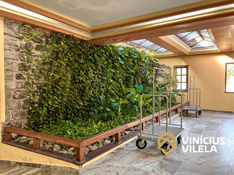 Suiíte com ar , frigobar proximo ao axé Moi