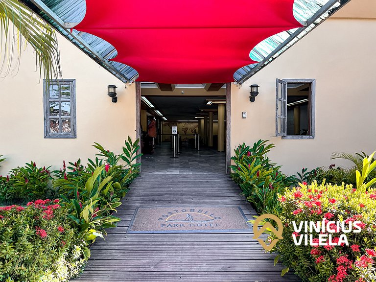 Suiíte com ar , frigobar proximo ao axé Moi