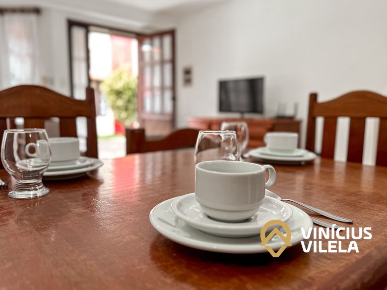 Casa com 2 suítes (todas com ar), internet privativa 300MBPS