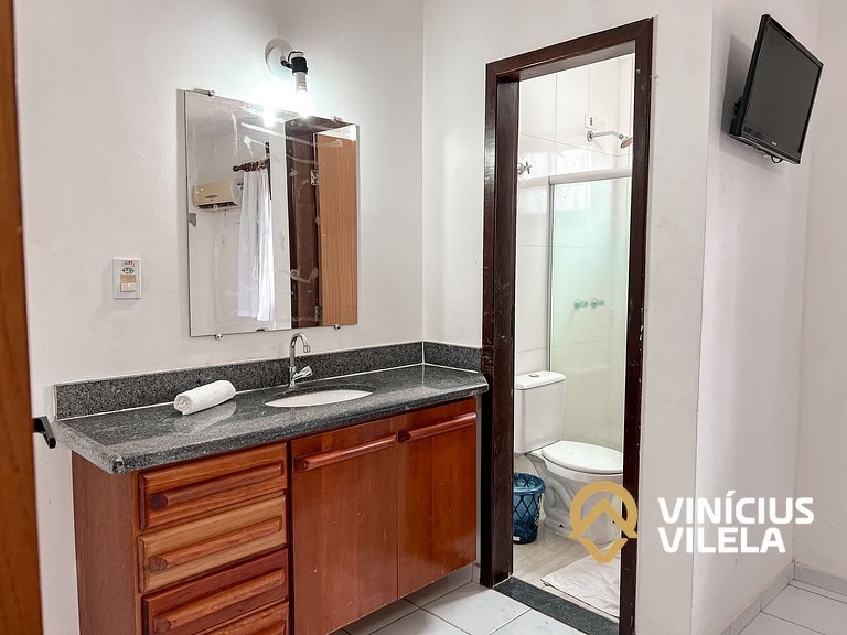 Casa com 2 suítes (todas com ar), churrasqueira e internet p