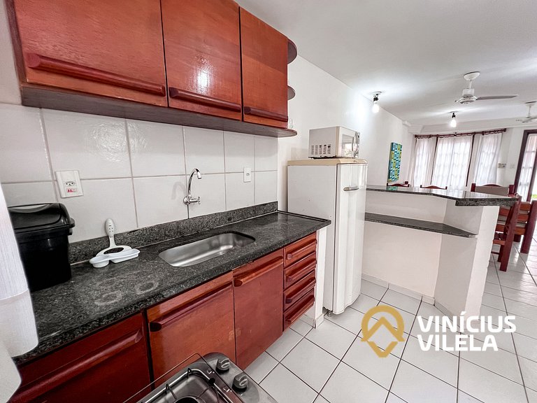 Casa com 2 suítes (todas com ar), churrasqueira e internet p