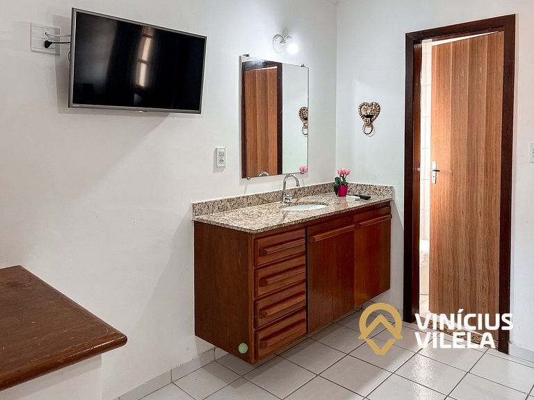 Casa com 3 suítes ambas ar condicionado e TV, internet exclu