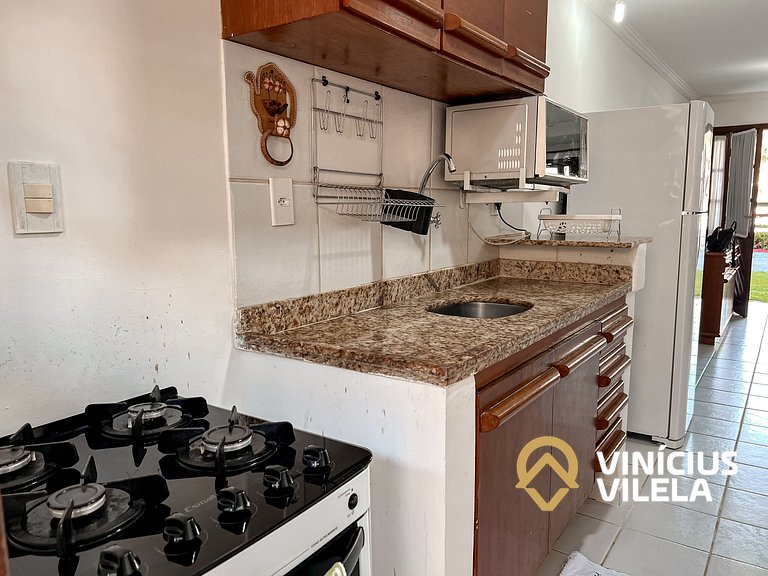 Casa com 3 suítes ambas ar condicionado e TV, internet exclu