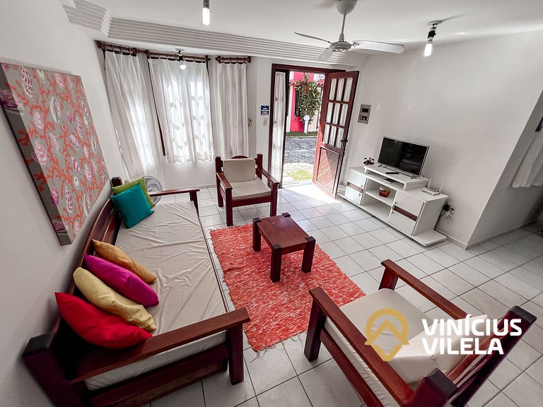 Casa com 3 suítes (todas com ar), internet privativa 300MBPS