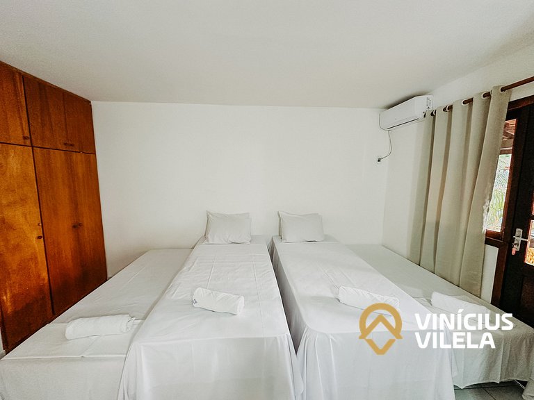 Casa com 3 suítes ambas com ar condicionado e TV, gourmet pr