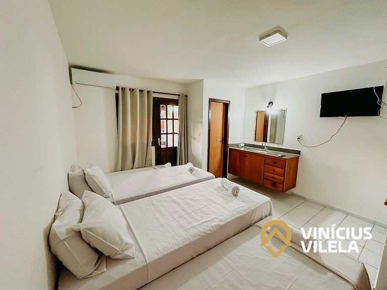 Casa com 3 suítes ambas com ar condicionado e TV, gourmet pr