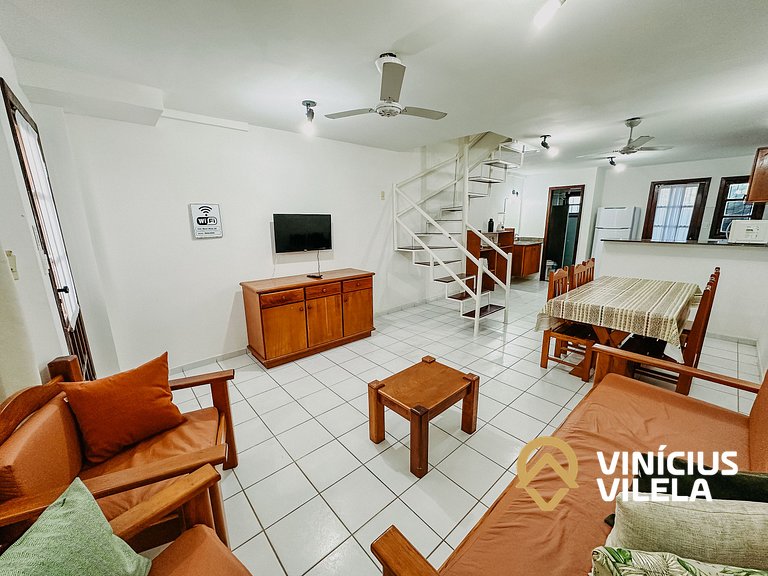 Casa com 3 suítes ambas com ar condicionado e TV, gourmet pr