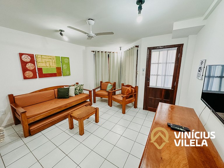 Casa com 3 suítes ambas com ar condicionado e TV, gourmet pr