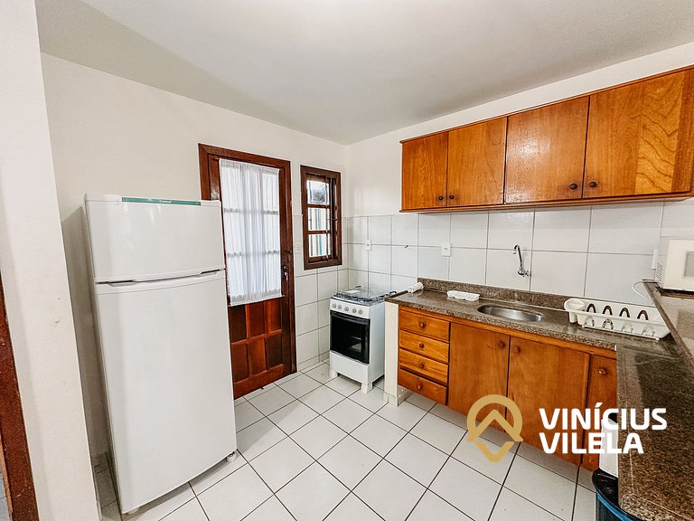 Casa com 3 suítes ambas com ar condicionado e TV, gourmet pr