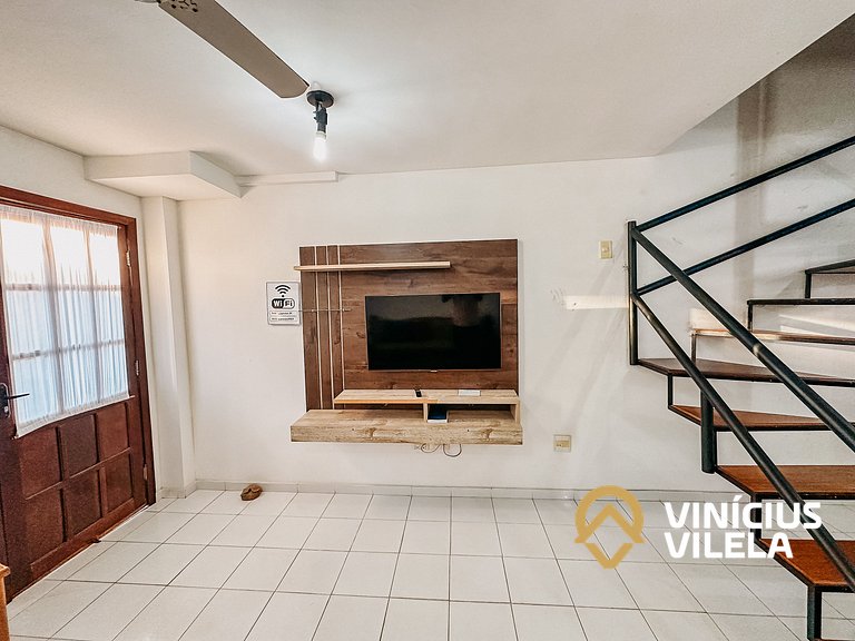 Casa com 2 suítes ambas com ar condicionado e TV, churraquei