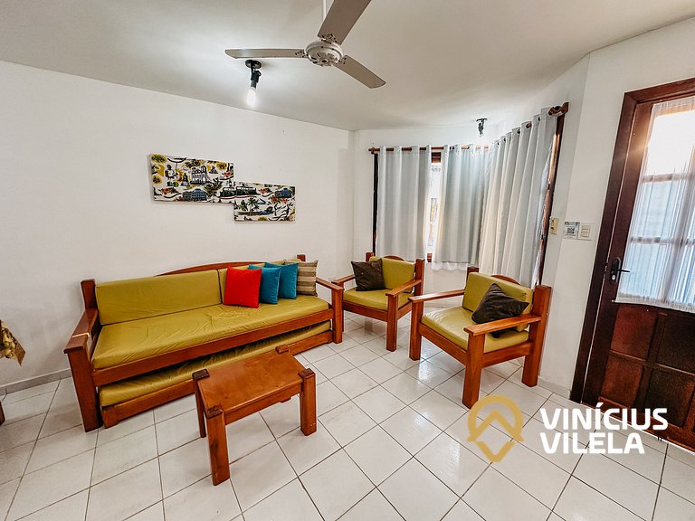 Casa com 2 suítes ambas com ar condicionado e TV, churraquei