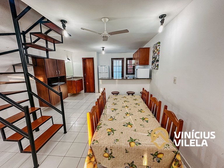 Casa com 2 suítes ambas com ar condicionado e TV, churraquei