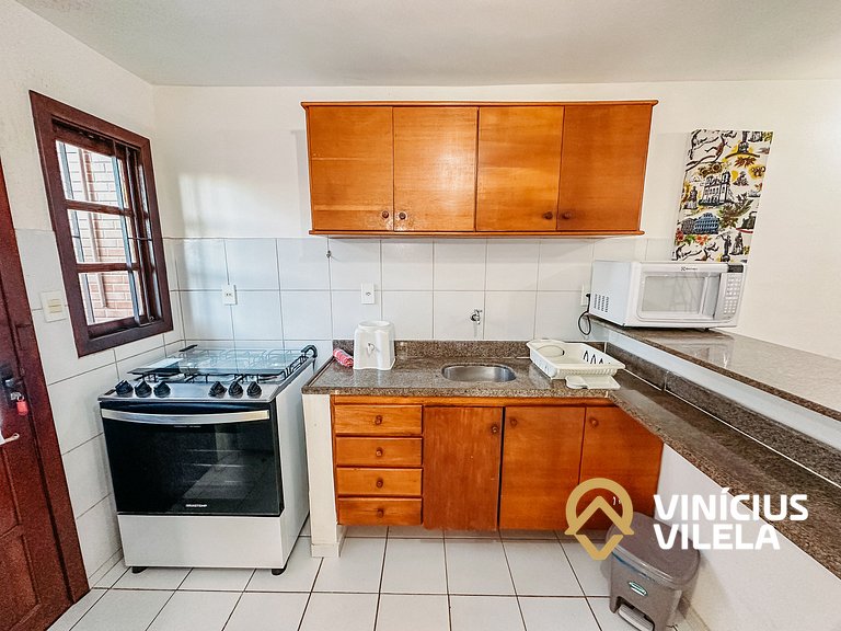 Casa com 2 suítes ambas com ar condicionado e TV, churraquei
