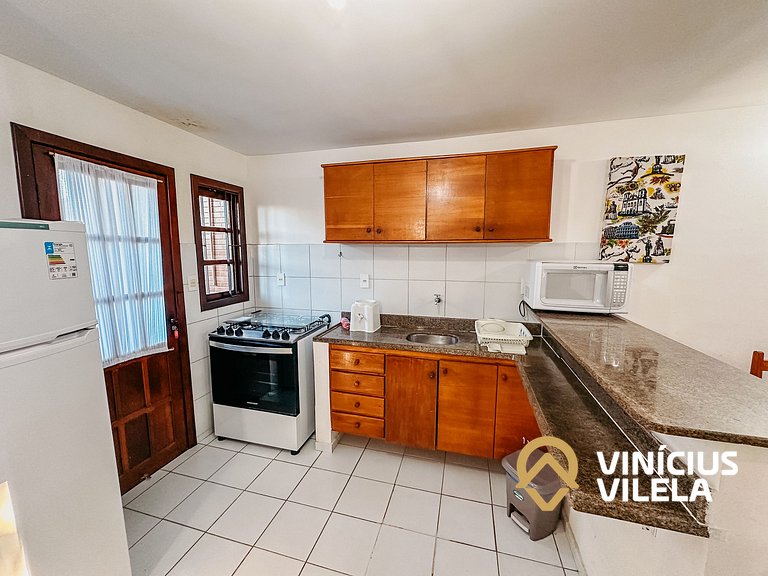 Casa com 2 suítes ambas com ar condicionado e TV, churraquei