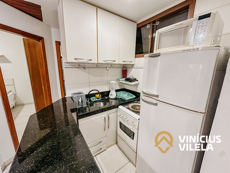 Flat com 1 quarto com ar split, sala e cozinha completa acom