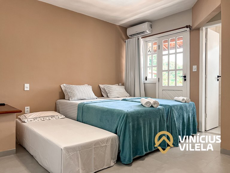 Casa toda reformada com 3 suítes (todas com ar), internet pr