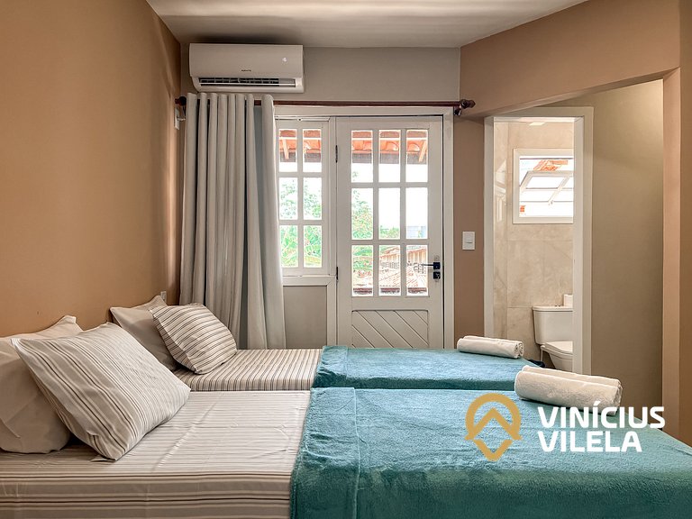 Casa toda reformada com 3 suítes (todas com ar), internet pr