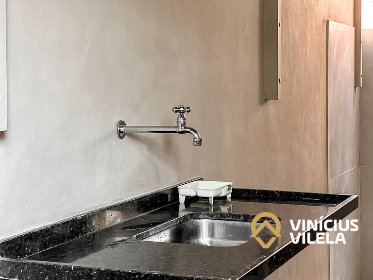 Casa toda reformada com 3 suítes (todas com ar), internet pr