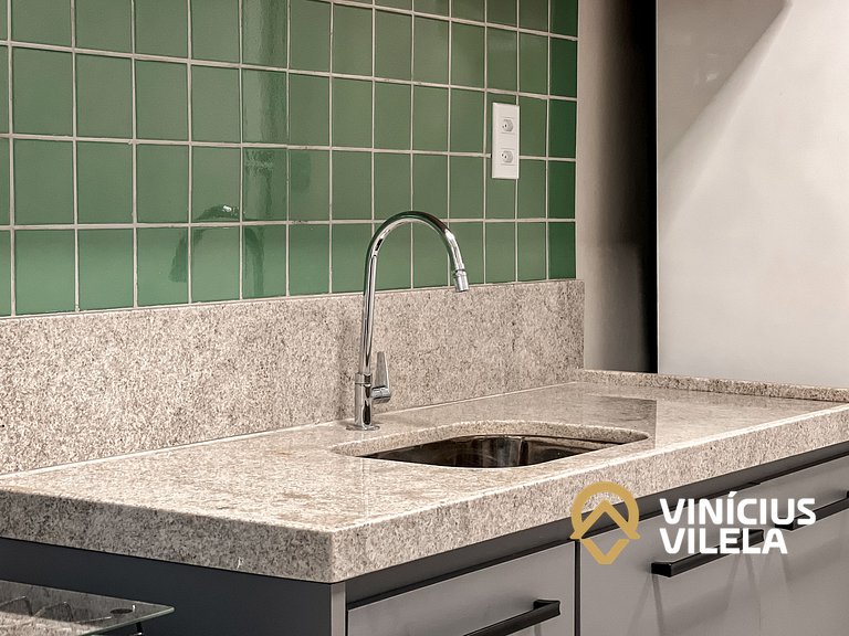 Casa toda reformada com 3 suítes (todas com ar), internet pr