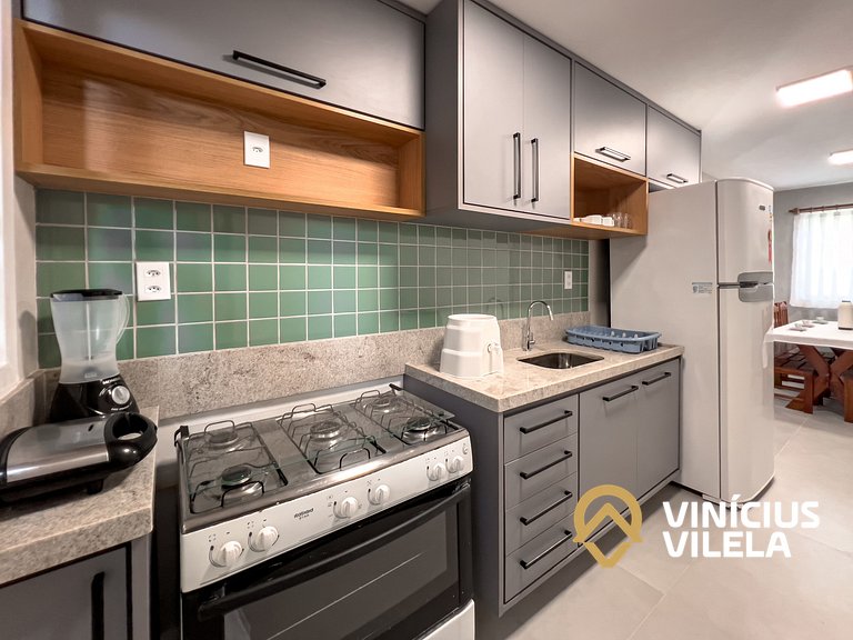 Casa toda reformada com 3 suítes (todas com ar), internet pr