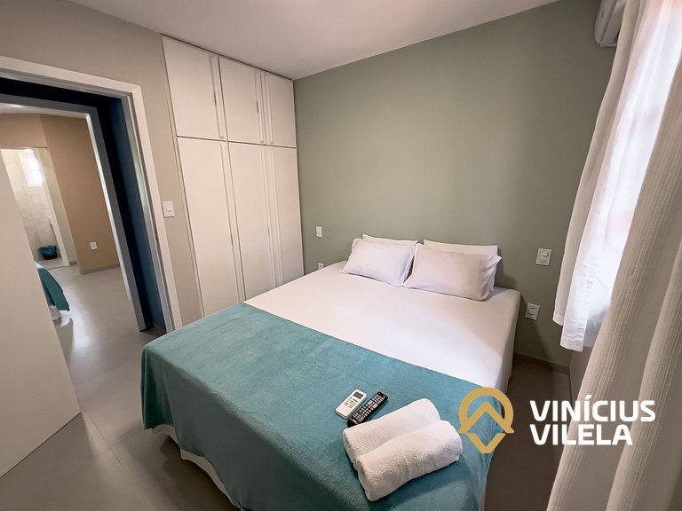 Casa toda reformada com 3 suítes (todas com ar), internet pr