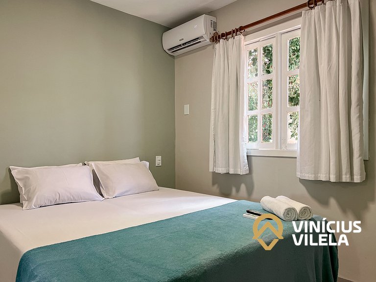 Casa toda reformada com 3 suítes (todas com ar), internet pr