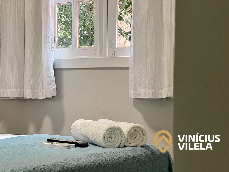 Casa toda reformada com 3 suítes (todas com ar), internet pr