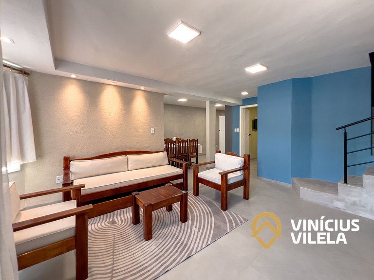 Casa toda reformada com 3 suítes (todas com ar), internet pr