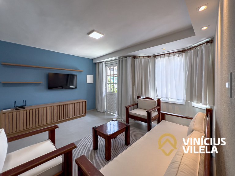 Casa toda reformada com 3 suítes (todas com ar), internet pr