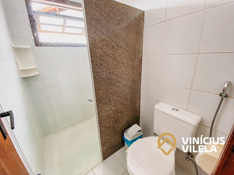 Casa com 2 suítes ambas com ar condicionado e TV, e internet