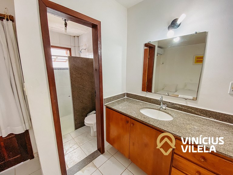 Casa com 2 suítes ambas com ar condicionado e TV, e internet
