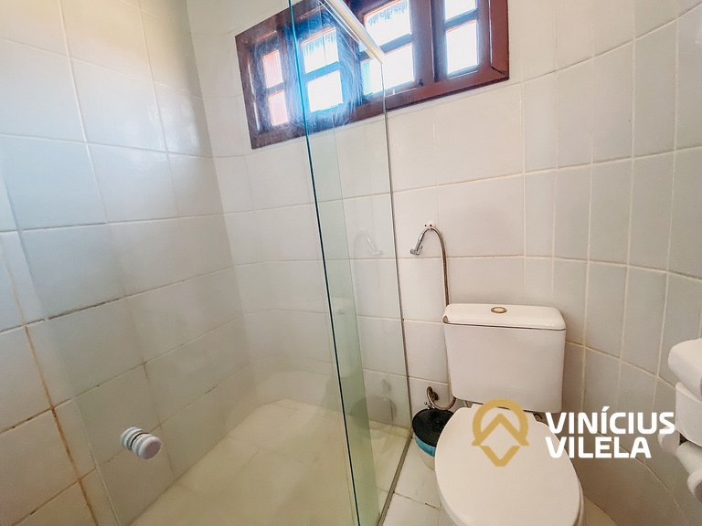 Casa com 3 Suites (todas com ar condicionado), internet priv