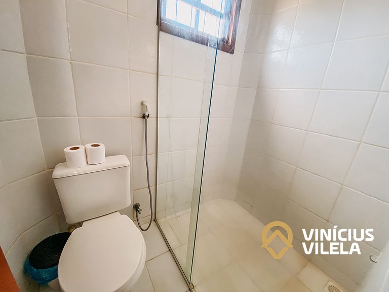 Casa com 3 Suites (todas com ar condicionado), internet priv