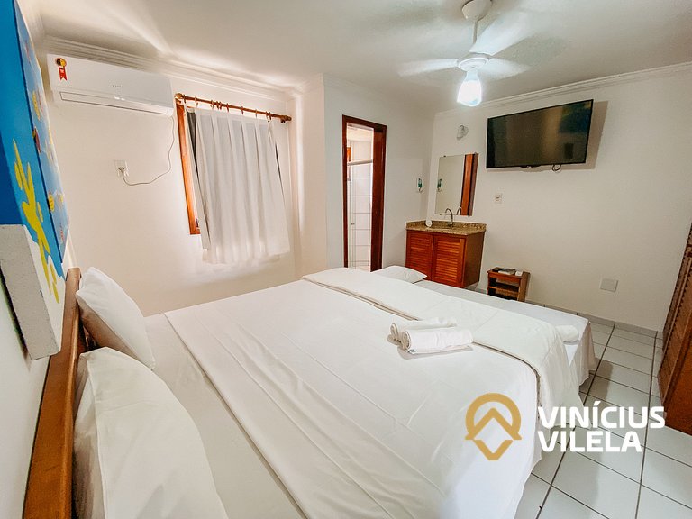 Casa com 3 Suites (todas com ar condicionado), internet priv